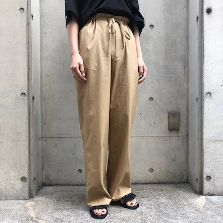 ARTWORK福岡 AURALEE(オーラリー) WASHED FINX TWILL EASY WIDE PANTS 