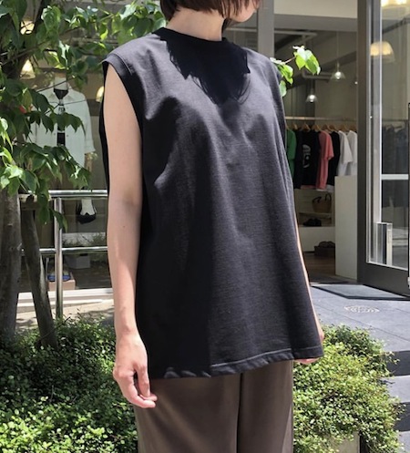 全3色/黒/赤/ベージュ HYKE sleeveless marine top ノースリ ベスト