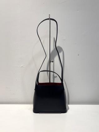 PIENI　(ピエニ)　Cicacui SS　 BLK/RED(MUSTA)
