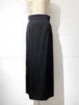 CLANE HIGH WAIST STRAIGHT SATIN SKIRT (BLACK)