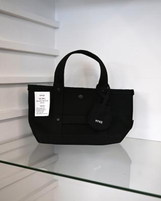HYKE TOTE BAG SMALL (BLACK)