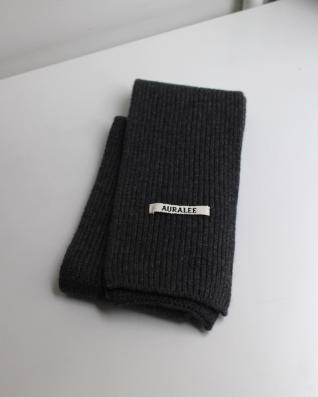 AURALEE LIGHT CASHMERE KNIT STOLE (CHARCOAL)