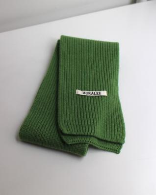 AURALEE LIGHT CASHMERE KNIT STOLE (GREEN)